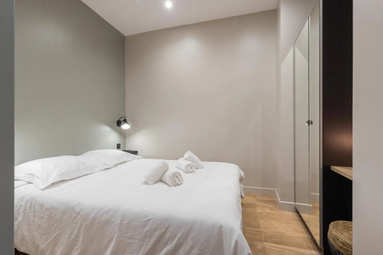 Charming 2 Bdr Old Town Daire Nice 0*,